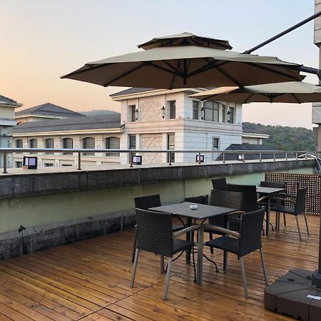 Weijing Express Hotel Changshu Екстер'єр фото