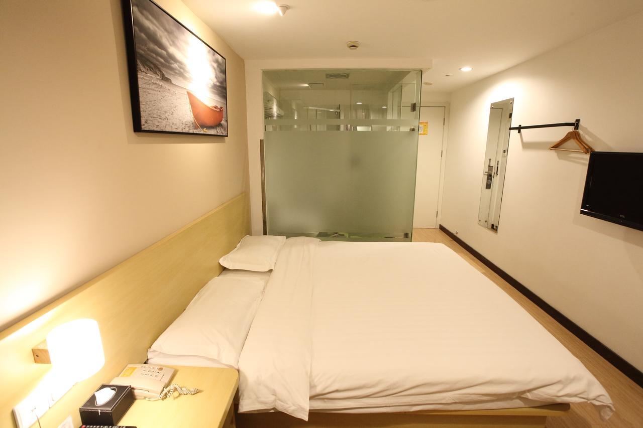 Weijing Express Hotel Changshu Екстер'єр фото