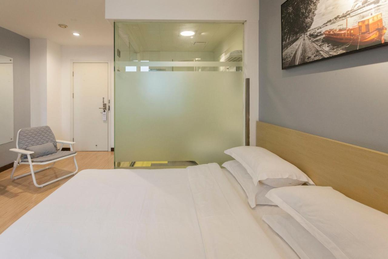 Weijing Express Hotel Changshu Екстер'єр фото