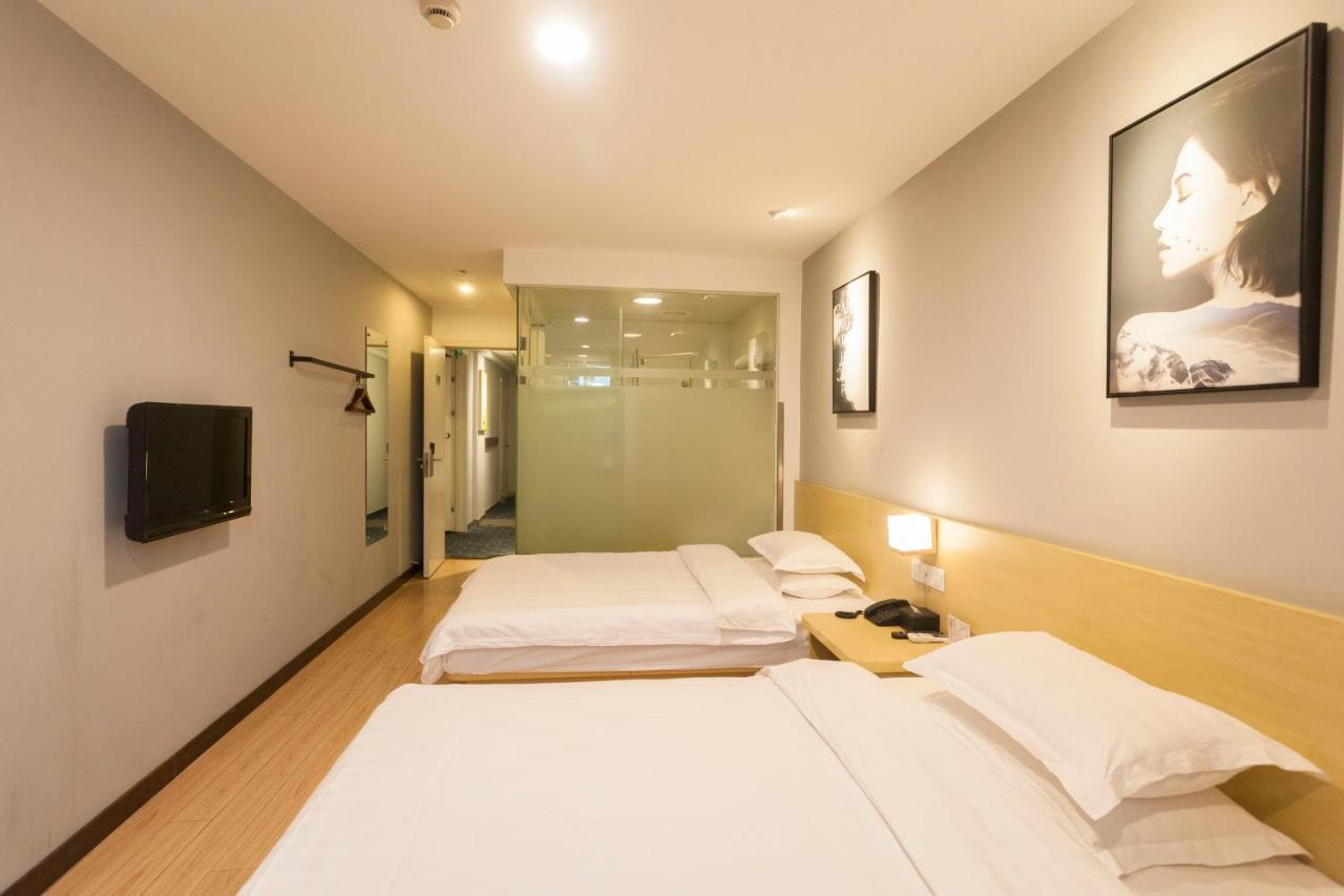 Weijing Express Hotel Changshu Екстер'єр фото