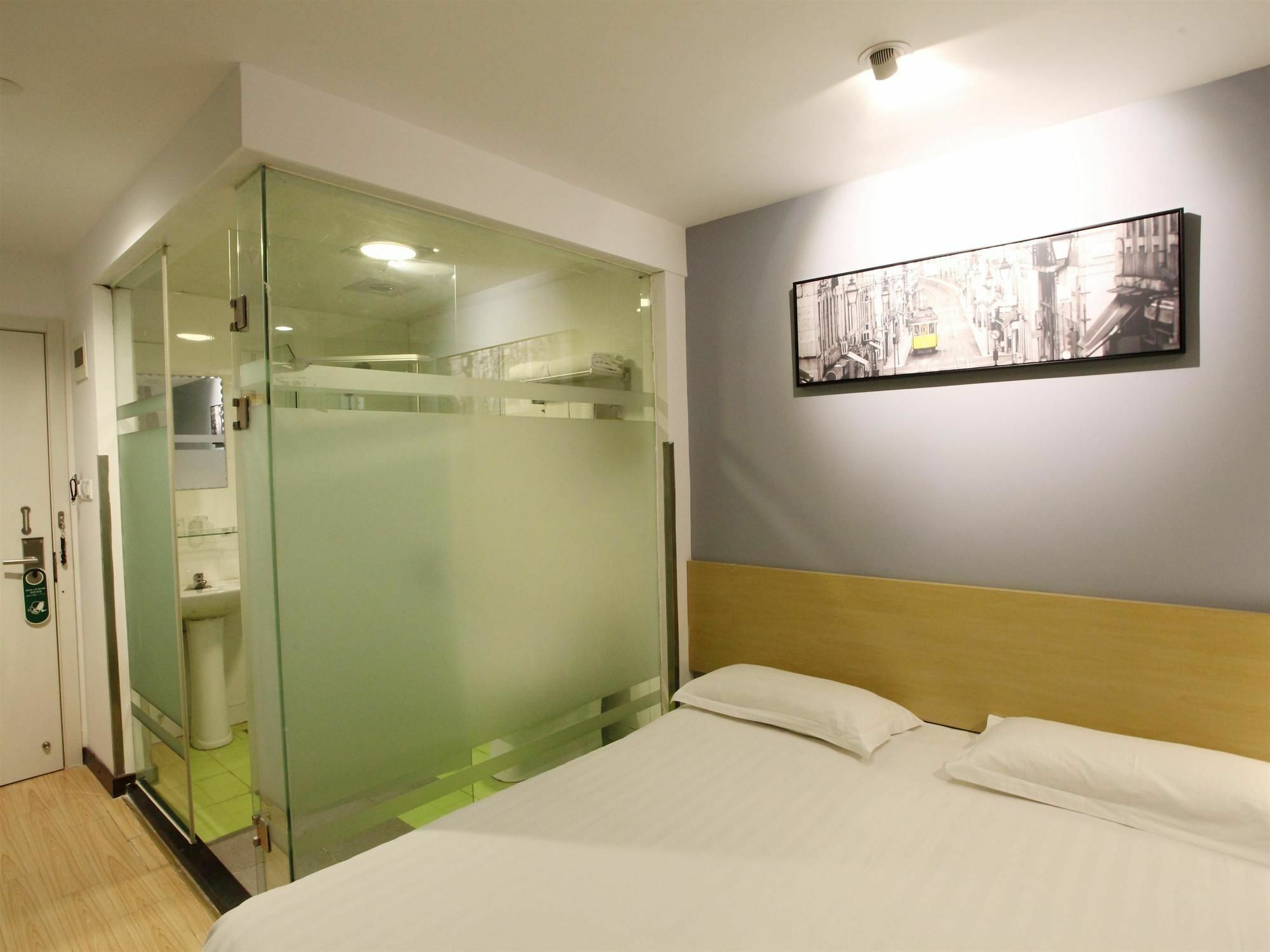 Weijing Express Hotel Changshu Екстер'єр фото